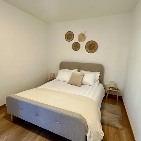 Casal Do Pequeno Tatil Evi